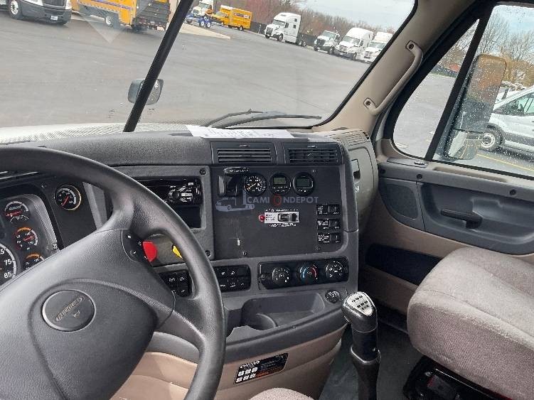 Truck Thumbnail 8