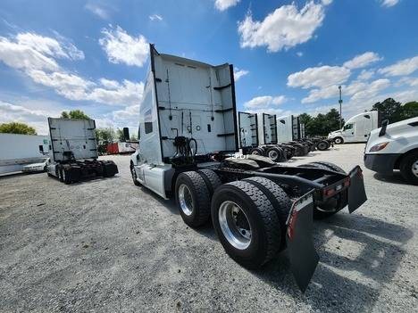 Truck Thumbnail 3