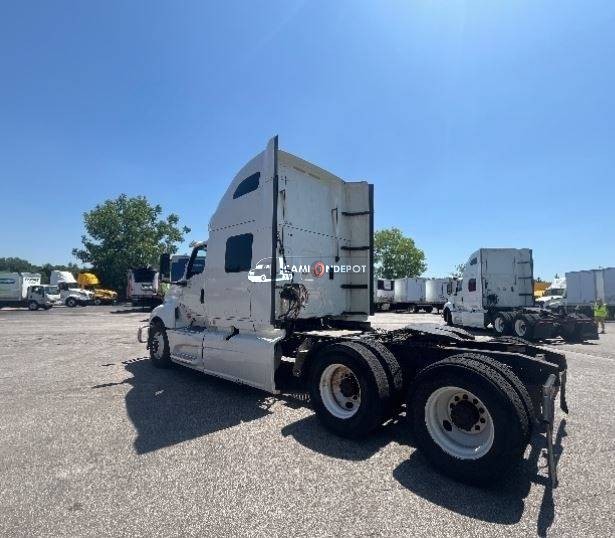 Truck Thumbnail 5