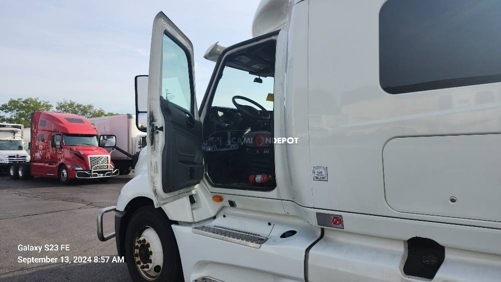 Truck Thumbnail 5