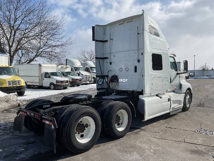Truck Thumbnail 6
