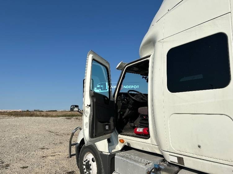 Truck Thumbnail 5