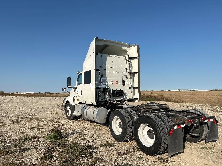 Truck Thumbnail 4