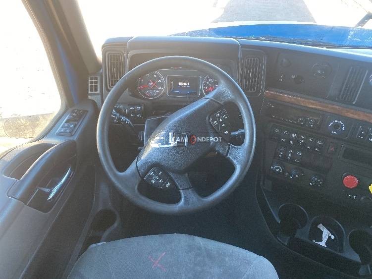 Truck Thumbnail 6