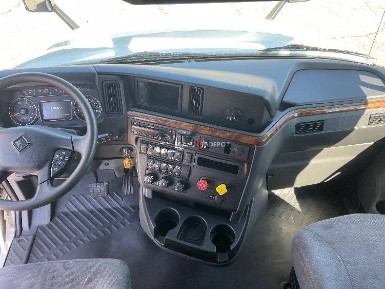 Truck Thumbnail 6