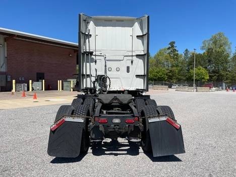 Truck Thumbnail 3