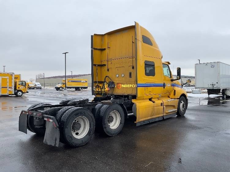 Truck Thumbnail 6