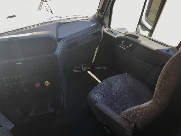 Truck Thumbnail 8