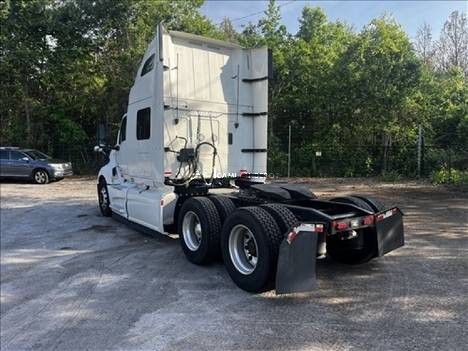Truck Thumbnail 5