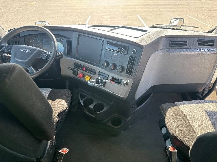Truck Thumbnail 9
