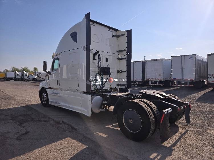 Truck Thumbnail 5