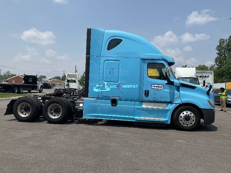 Truck Thumbnail 4