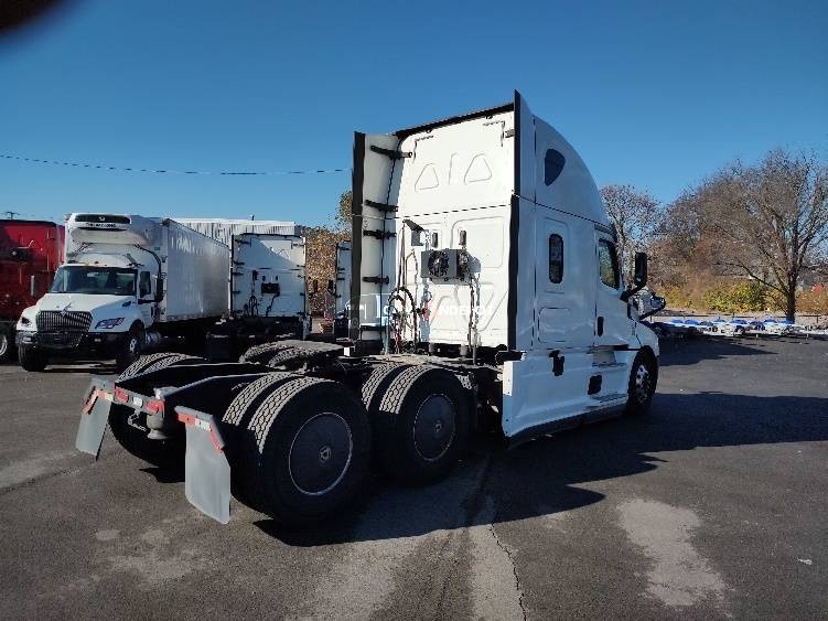 Truck Thumbnail 7