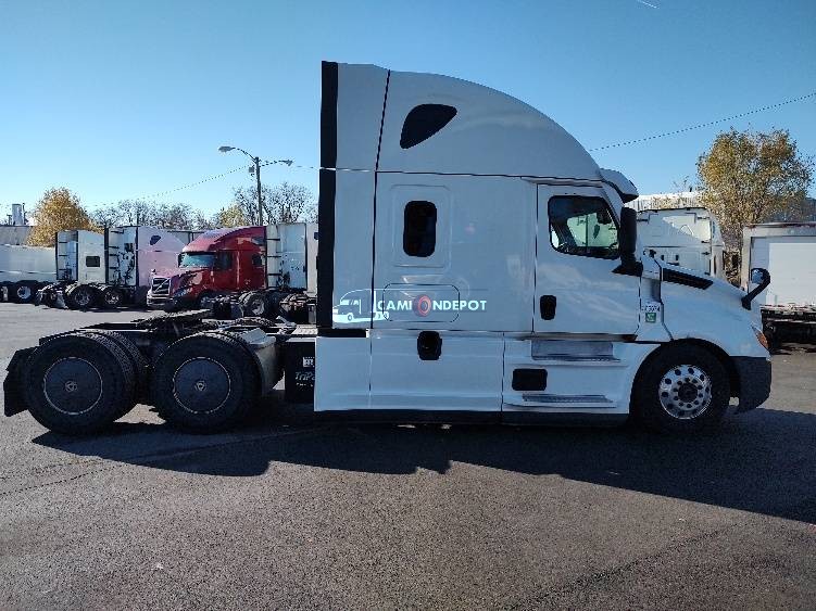 Truck Thumbnail 8