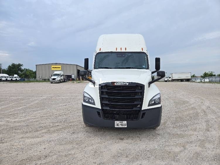 Truck Thumbnail 3