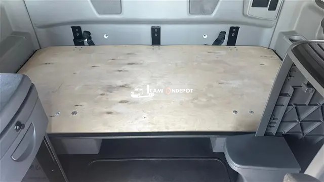Truck Thumbnail 5