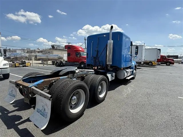 Truck Thumbnail 2