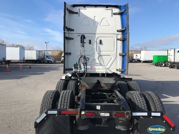 Truck Thumbnail 6