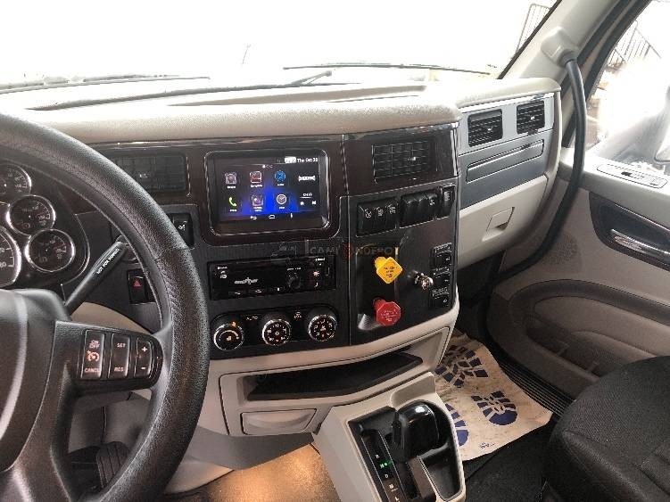 Truck Thumbnail 9