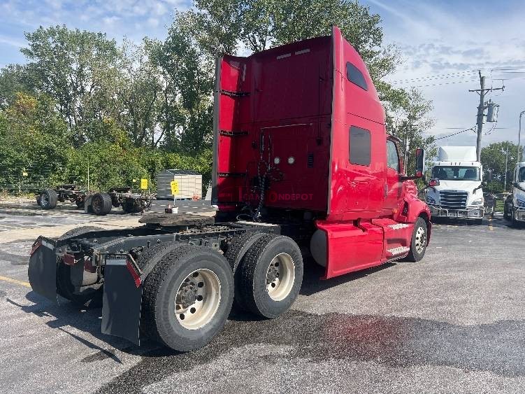 Truck Thumbnail 5
