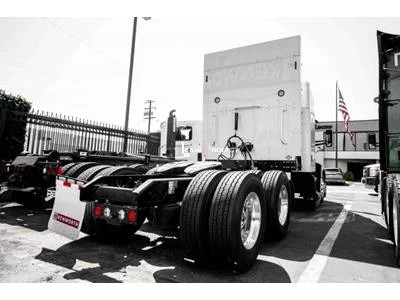 Truck Thumbnail 3