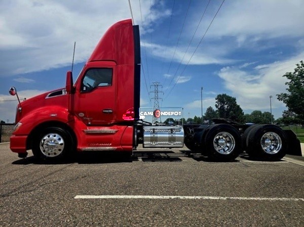 Truck Thumbnail 4