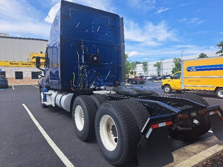 Truck Thumbnail 5