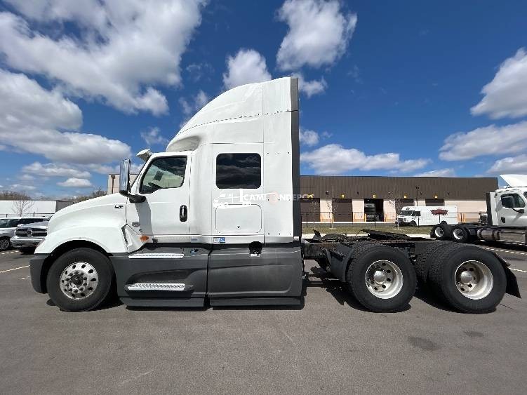 Truck Thumbnail 4