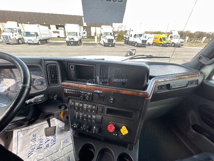 Truck Thumbnail 8
