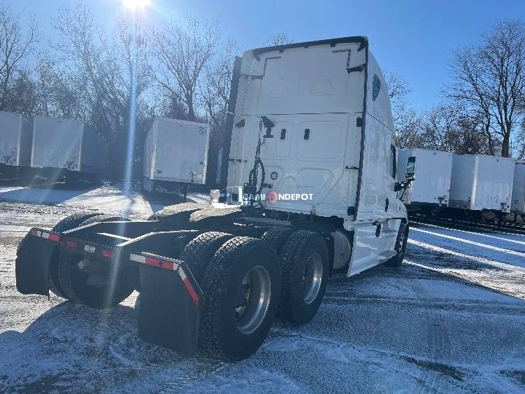 Truck Thumbnail 6