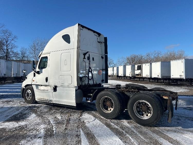 Truck Thumbnail 5