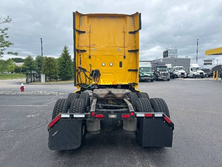Truck Thumbnail 3