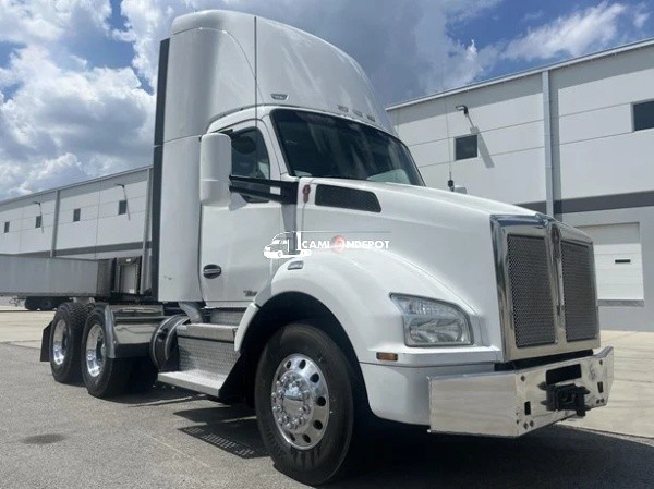 Truck Thumbnail 2