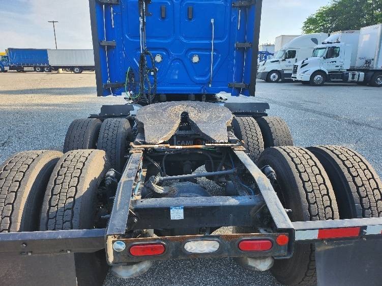 Truck Thumbnail 6