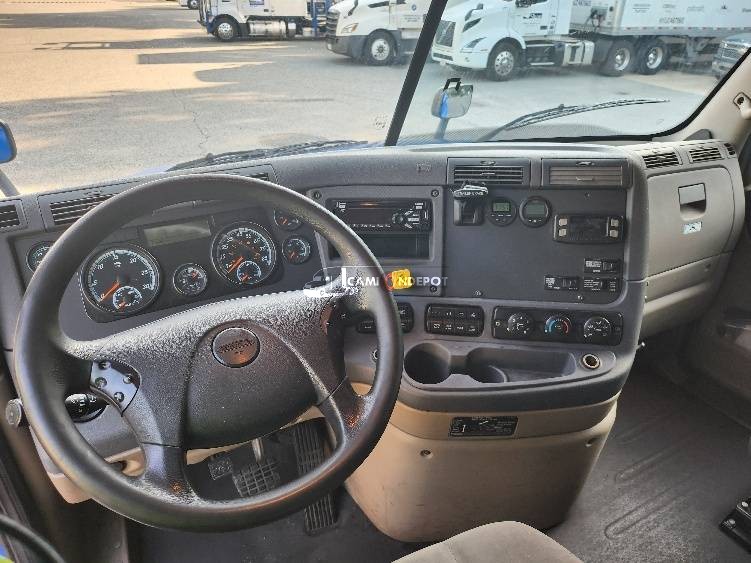 Truck Thumbnail 7
