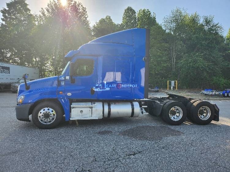 Truck Thumbnail 4
