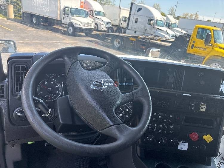Truck Thumbnail 7
