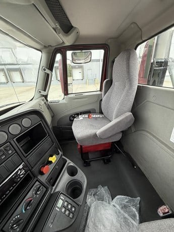 Truck Thumbnail 3