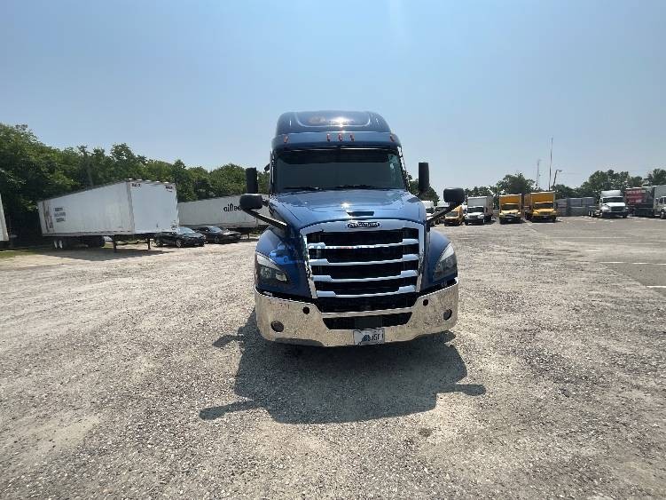 Truck Thumbnail 2