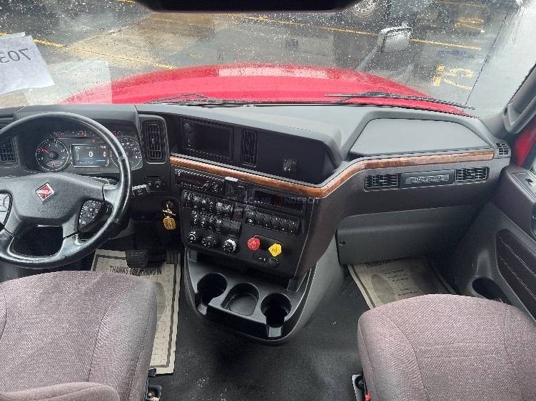 Truck Thumbnail 7