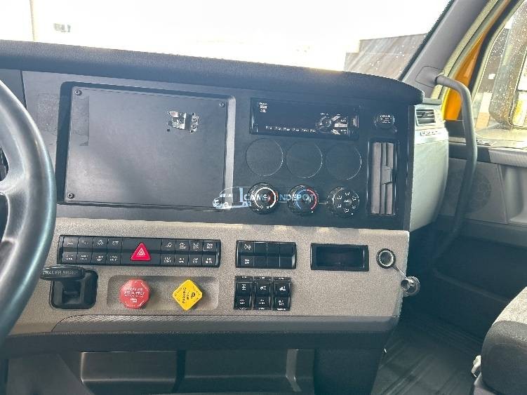 Truck Thumbnail 7