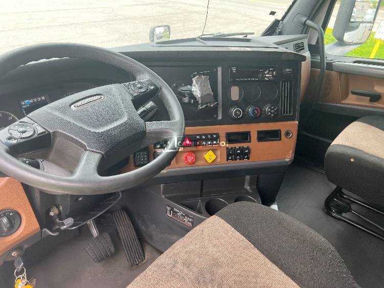 Truck Thumbnail 6
