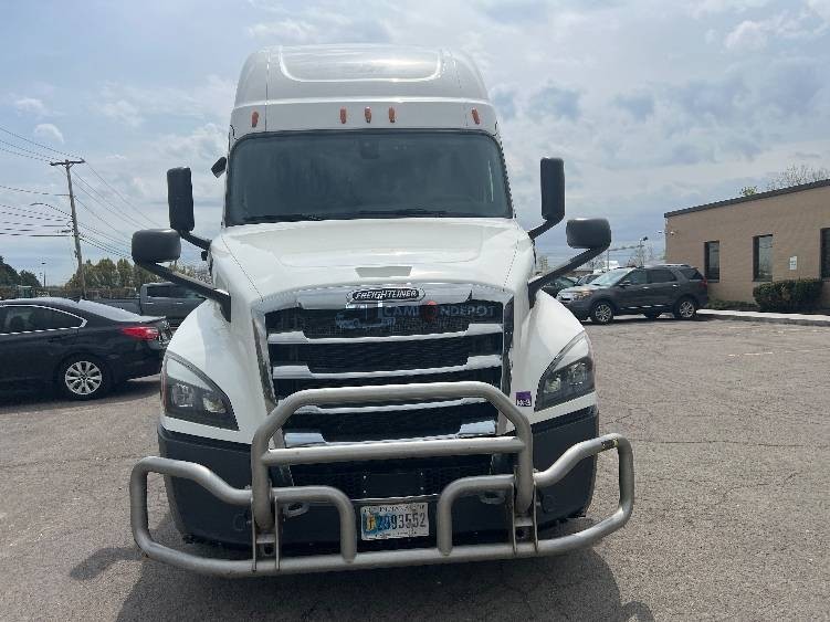 Truck Thumbnail 2
