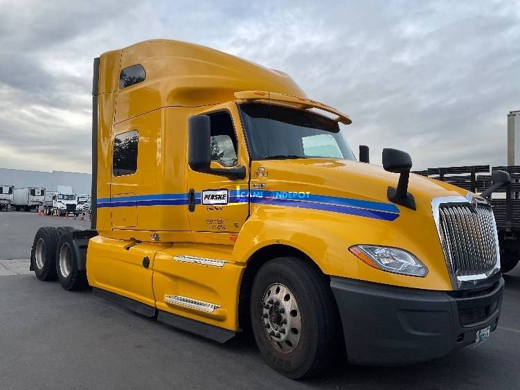 Truck