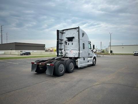 Truck Thumbnail 5