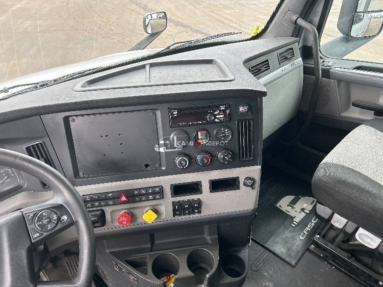 Truck Thumbnail 7
