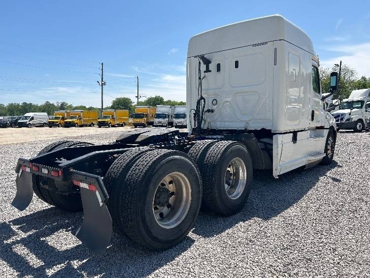 Truck Thumbnail 5