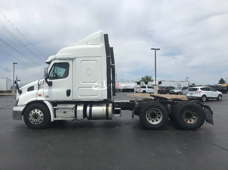 Truck Thumbnail 4