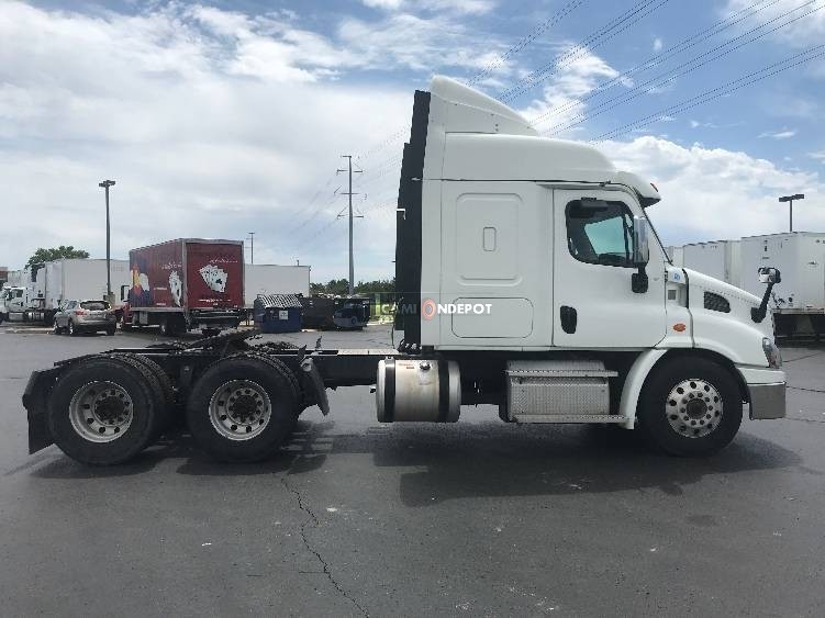 Truck Thumbnail 7
