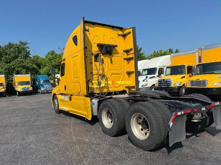 Truck Thumbnail 5